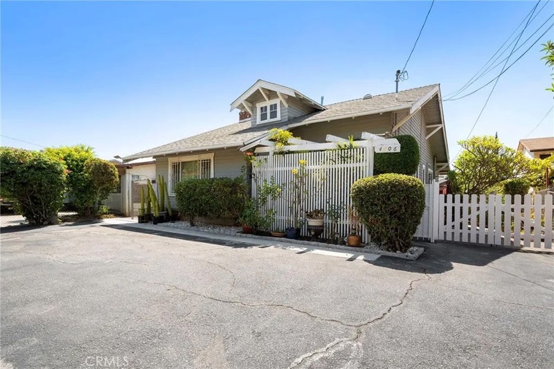 4406 Prospect