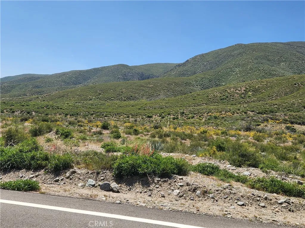 6201 Lone Pine Canyon