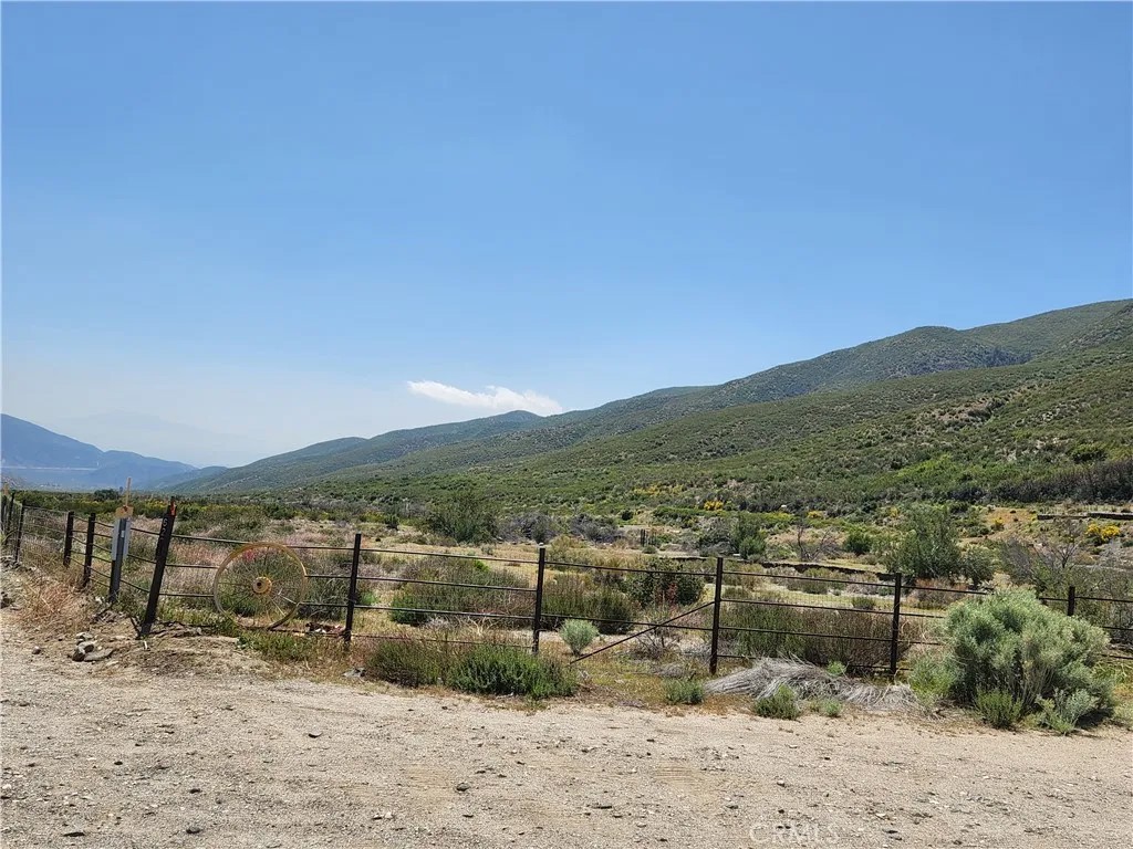 6201 Lone Pine Canyon