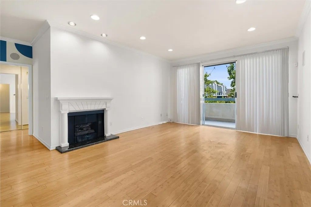 Photo of 11225 Peach Grove #203, North Hollywood, CA 91601 (MLS # SB26079322)