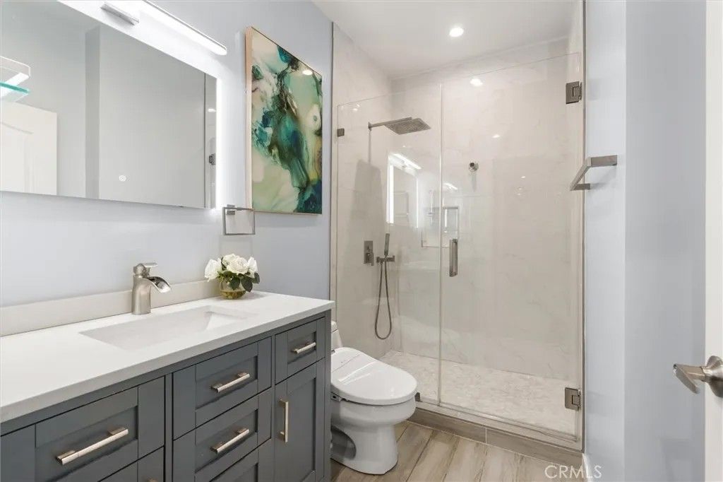 Photo of 11225 Peach Grove #203, North Hollywood, CA 91601 (MLS # SB26079322)