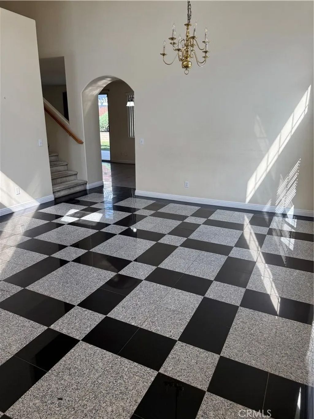 Photo of 865 E Tam O Shanter St, Ontario, CA 91761 (MLS # TR26041073)