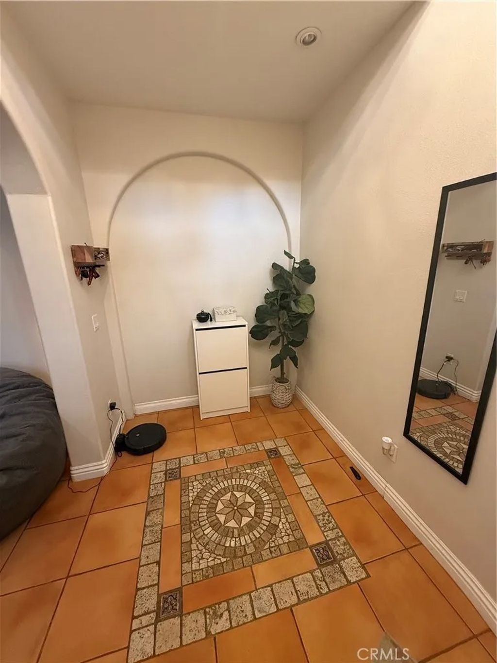 Photo of 735 Rembrandt Circle, Corona, CA 92882 (MLS # OC26002097)