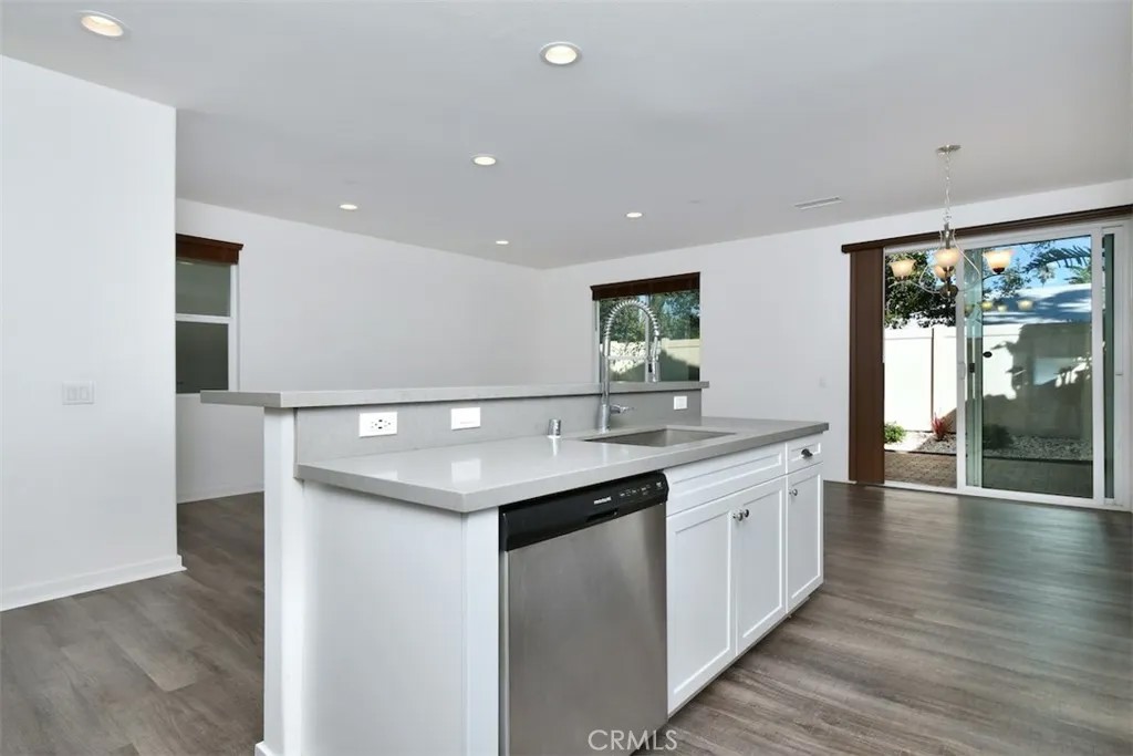15163 W Rachel