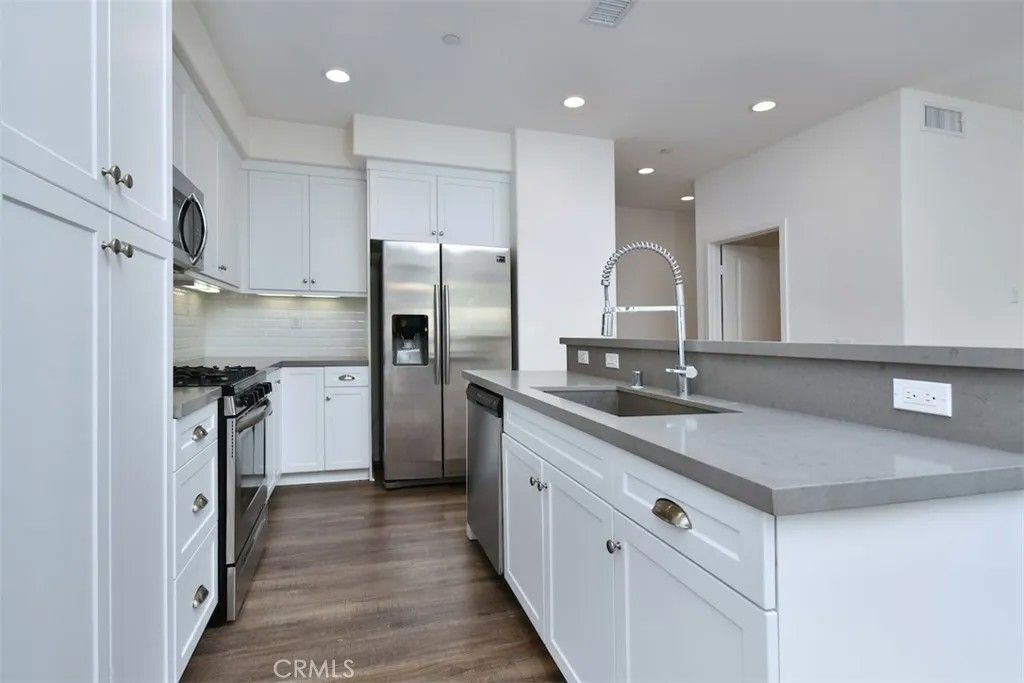 Photo of 15163 W Rachel Ln, Mission Hills (san Fernando), CA 91345 (MLS # SR26050649)