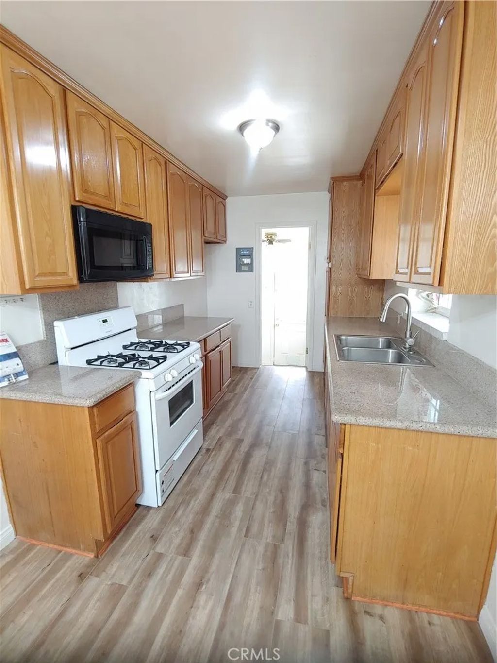 Photo of 712 E Yale St, Ontario, CA 91764 (MLS # IV25267642)