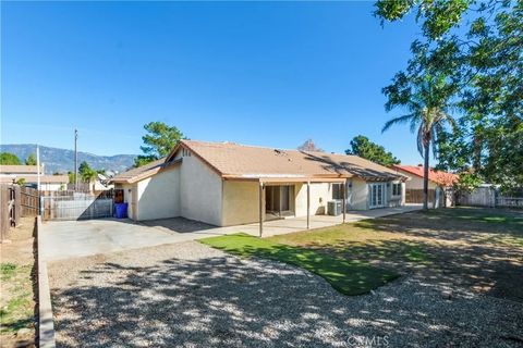 Tiny photo for 2864 N Riverside Ave, Rialto, CA 92377 (MLS # OC25274996)