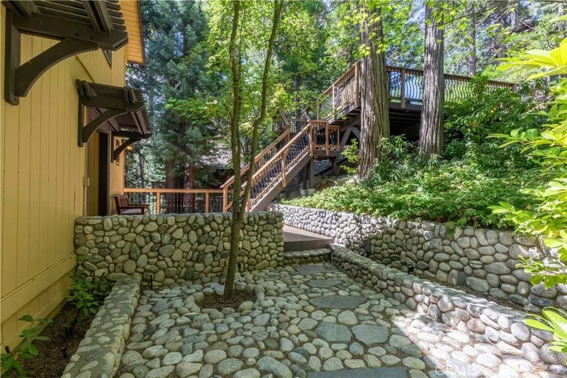 26637 Lake Forest Drive