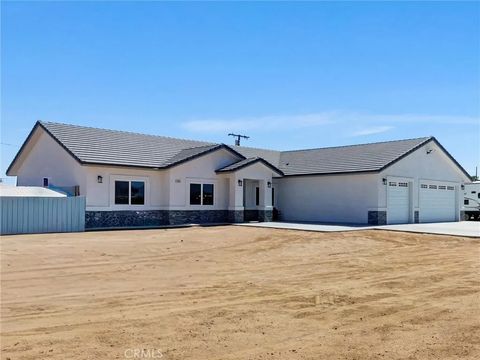 Tiny photo for 11515 Tamarisk Avenue, Hesperia, CA 92345 (MLS # CV25235820)