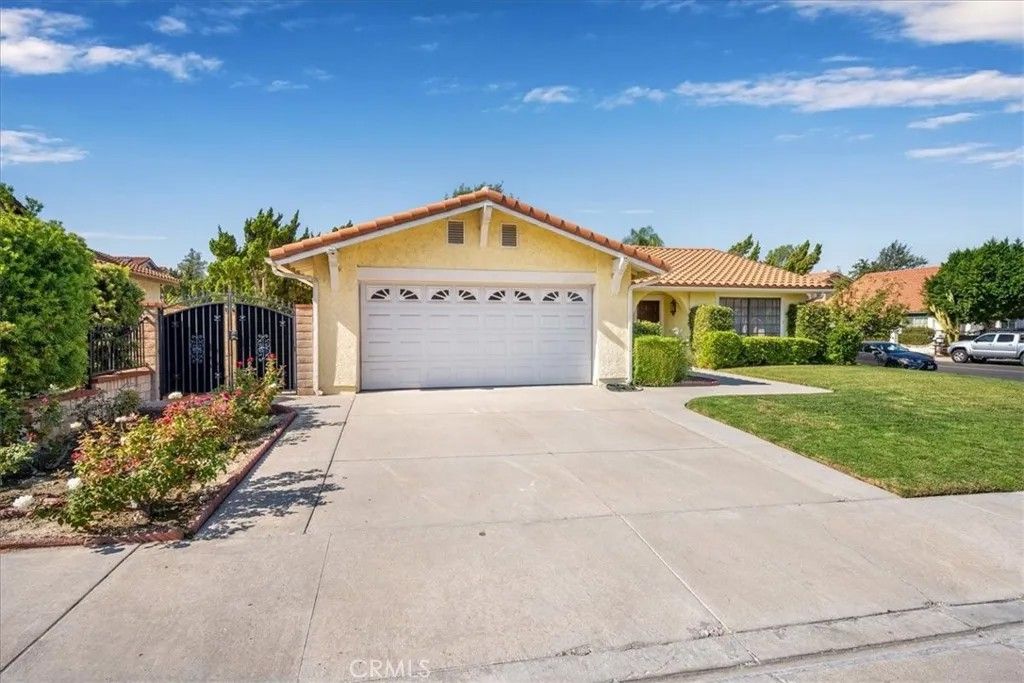 Photo of 1807 Avenida Del Canada, Rowland Heights, CA 91748 (MLS # CV25254131)