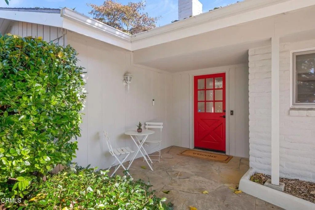 Photo of 2946 Steele Street, Los Olivos, CA 93441 (MLS # V1-33783)