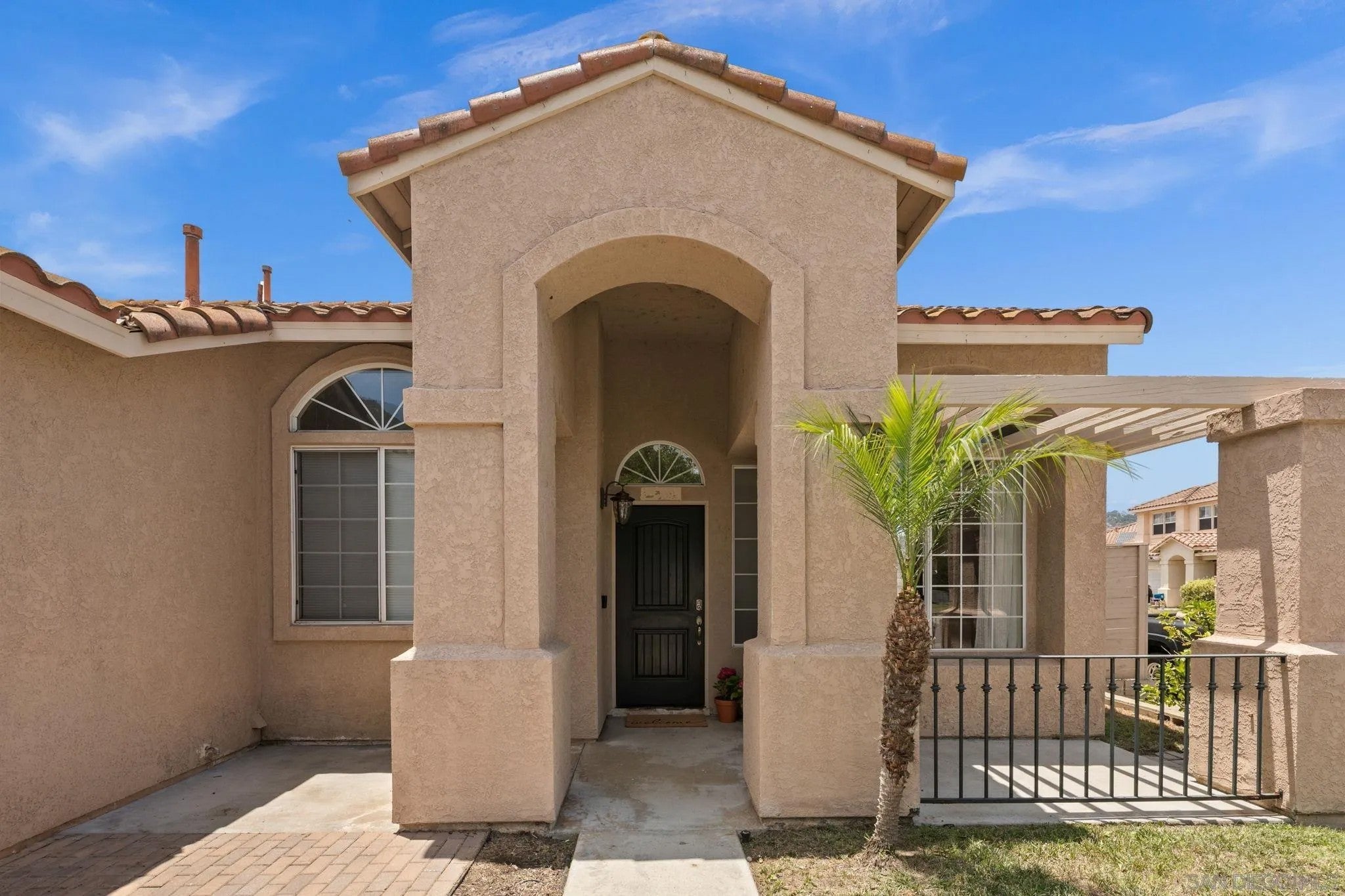 3373 Avocado Vista