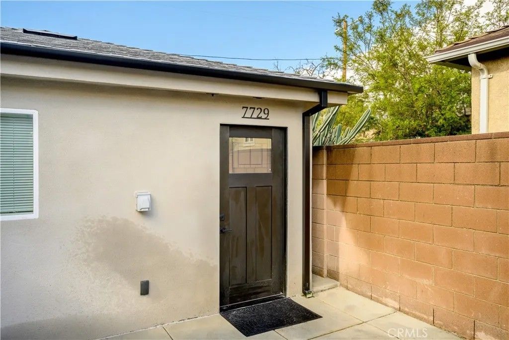 Photo of 7729 Gentry Ave, North Hollywood, CA 91605 (MLS # GD26003415)