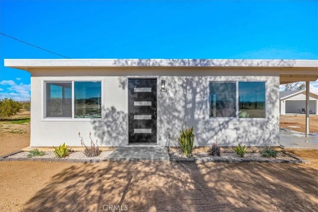 Photo of 475 Fair Acres Lane, Landers, CA 92285 (MLS # JT26033417)