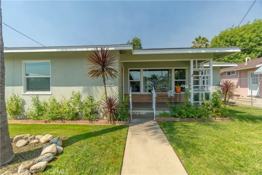 765 N Currier