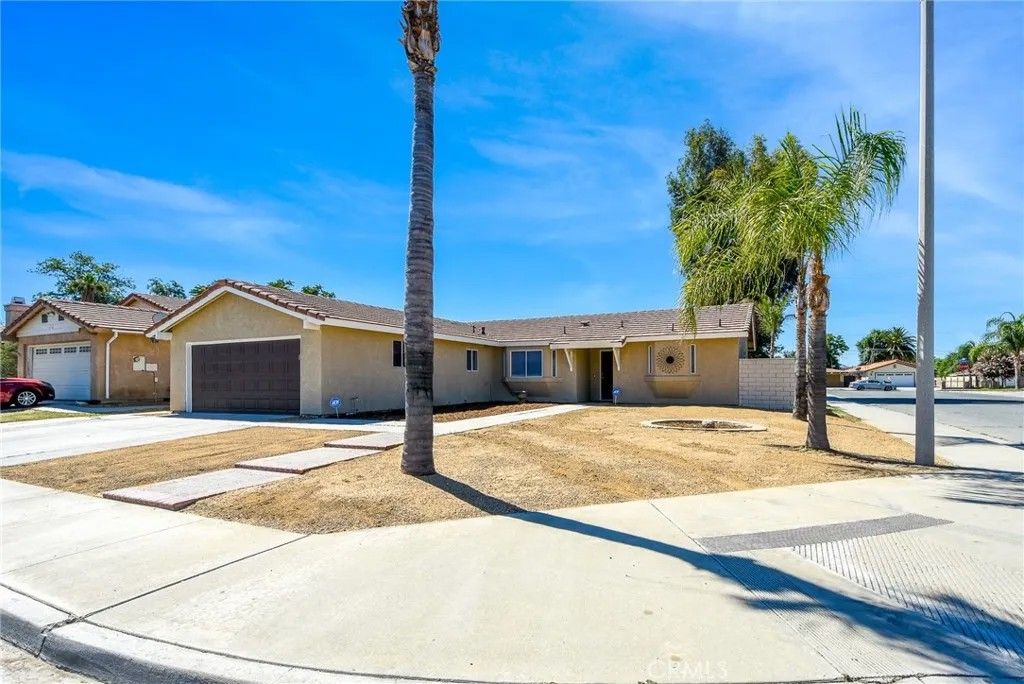 Photo of 624 Kesha Court, San Jacinto, CA 92583 (MLS # SW25172631)