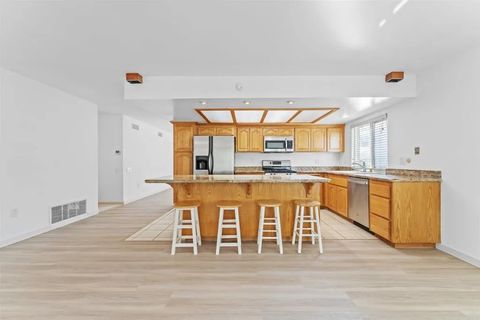 Tiny photo for 4690 Lisann St, San Diego, CA 92117 (MLS # PTP2507601)