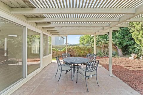 Tiny photo for 4690 Lisann St, San Diego, CA 92117 (MLS # PTP2507601)