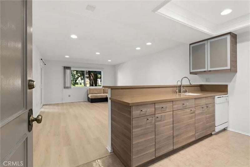 10737 San Diego Mission Road 106