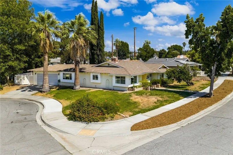 527 Nottingham Drive