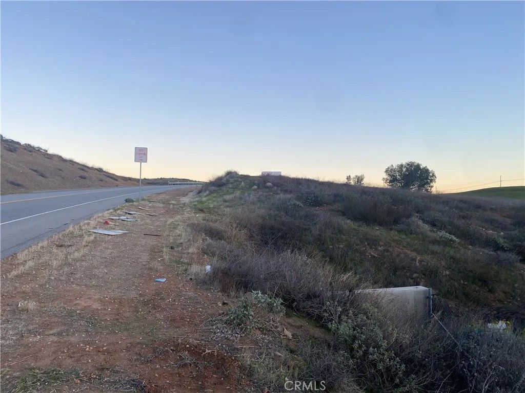 Photo of 0 Camino Del Norte, Lake Elsinore, CA 92530 (MLS # TR25267603)
