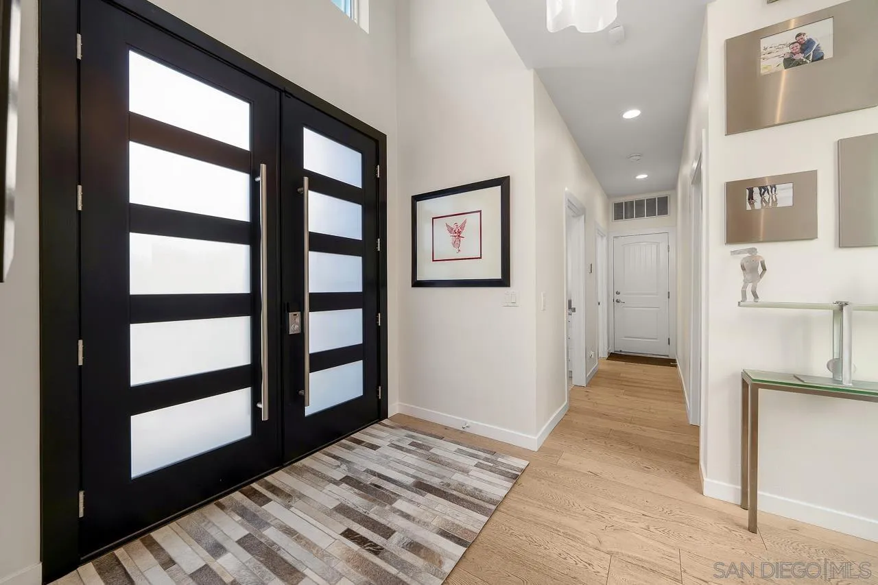 13792 Mercado Dr