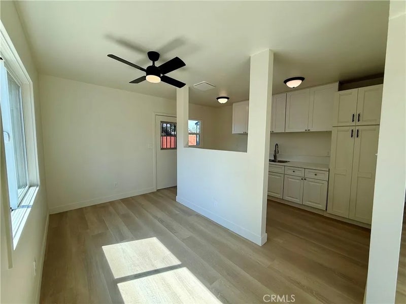 4950 E San Rafael