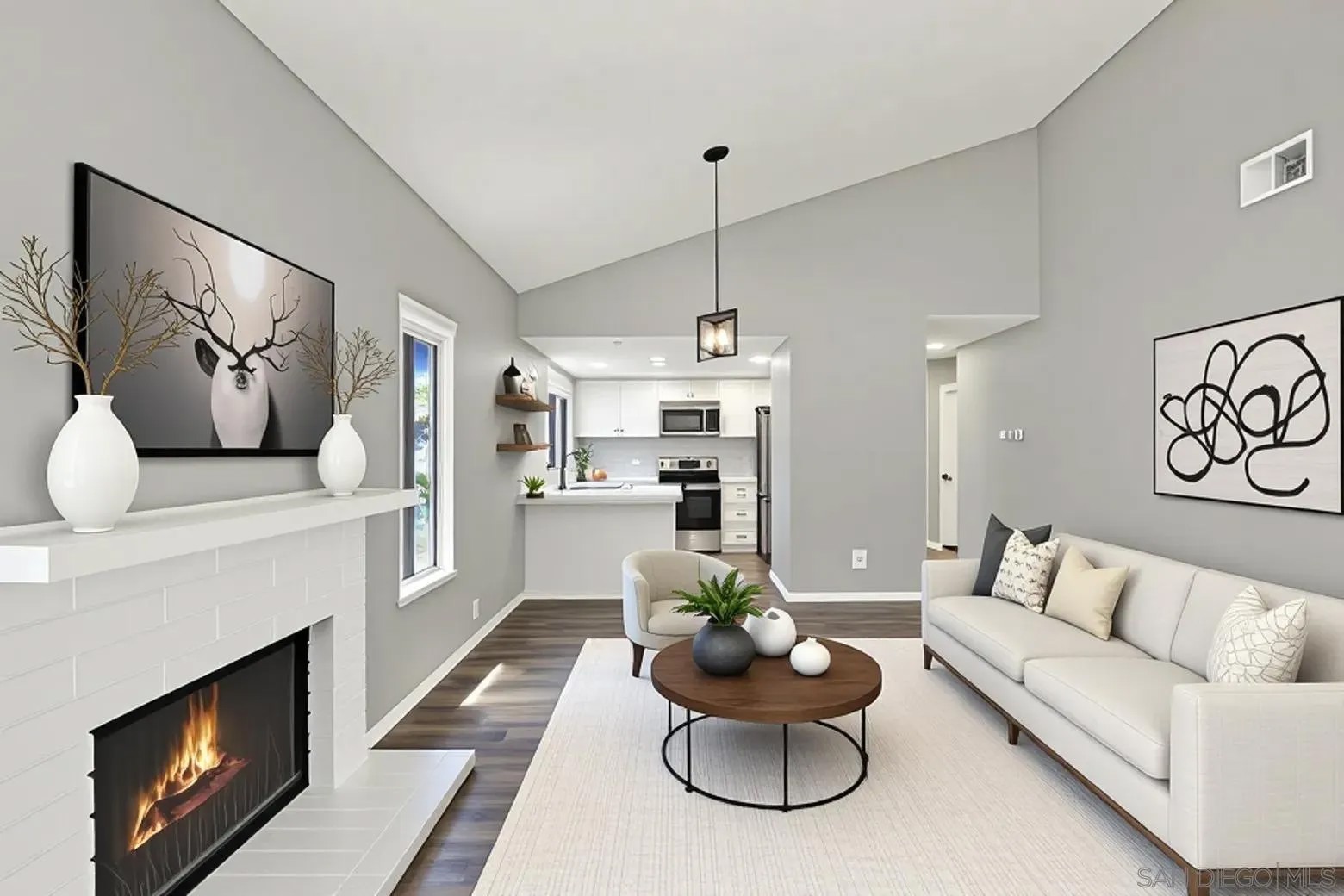 8878 Regents Road 201