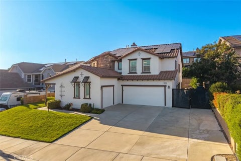 Photo of 27367 Pinyon ST, Murrieta, CA 92562 (MLS # SW26204164)