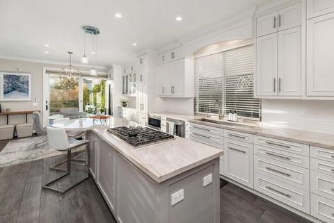 Tiny photo for 3596 Torrey View Court, San Diego, CA 92130 (MLS # NDP2510499)