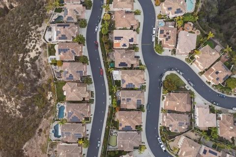 Tiny photo for 3596 Torrey View Court, San Diego, CA 92130 (MLS # NDP2510499)