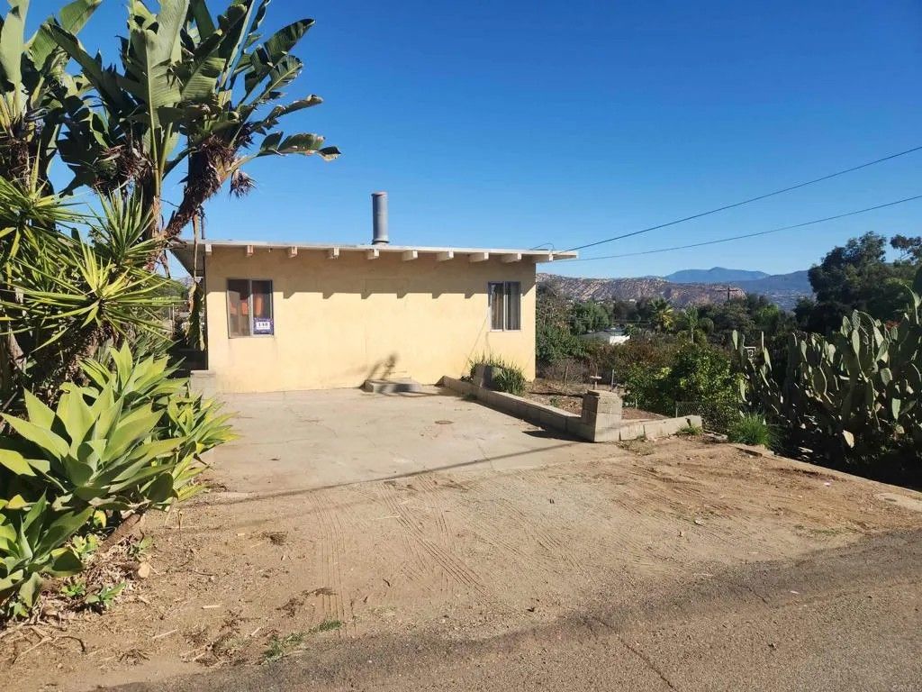 Photo of 148 Sierra Vista Drive, El Cajon, CA 92021 (MLS # PTP2508329)