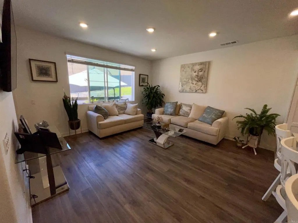 766 Makani Street 5