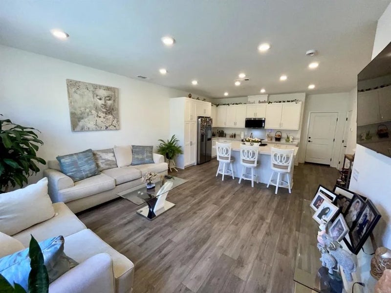 766 Makani Street 5