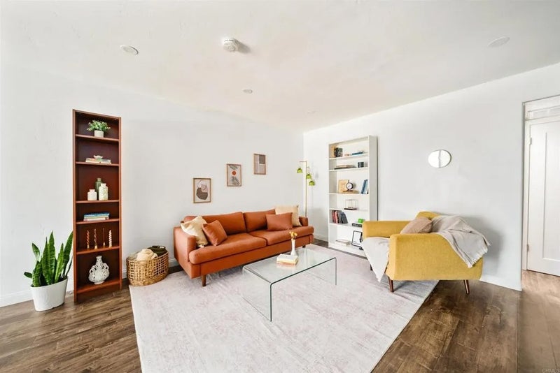6878 Navajo Road 52