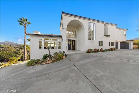 1522 Maxwell Lane Vista CA 92084