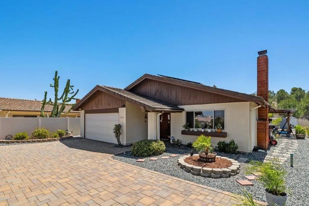 Photo of 2214 Nielsen St, El Cajon, CA 92020 (MLS # NDP2608261)