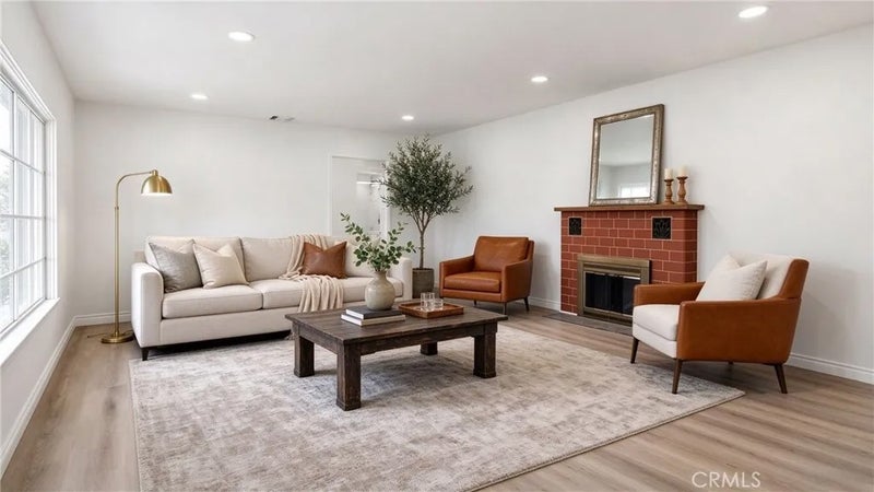 9255 Rio Dell
