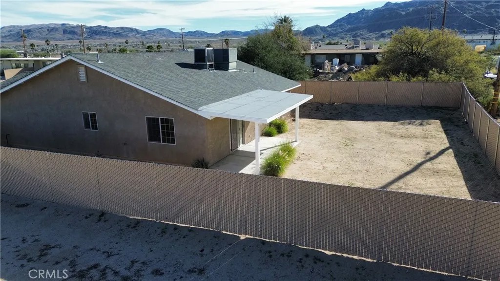 6352 Smoketree Avenue