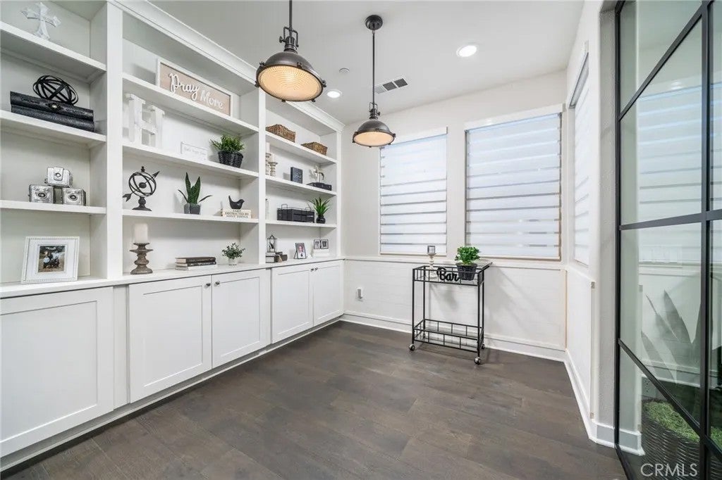 Photo of 1525 Overpark Lane, Beaumont, CA 92223 (MLS # PW25099698)