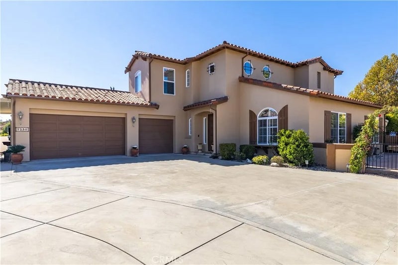 1230 Windsong Way