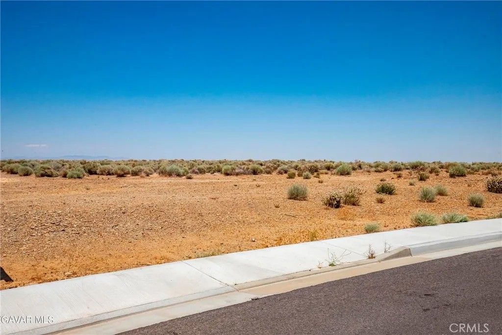 Photo of 11 Joshua Ranch Lot On Yianni Court, Palmdale, CA 93551 (MLS # SR26013093)