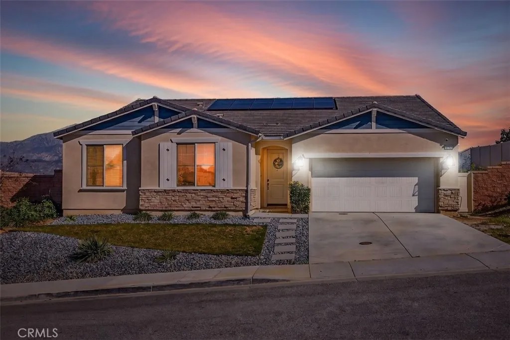 1512 Yucca Court