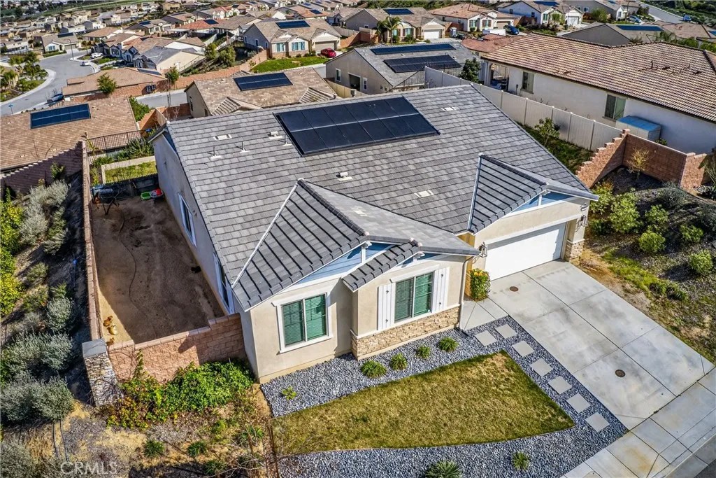 1512 Yucca Court