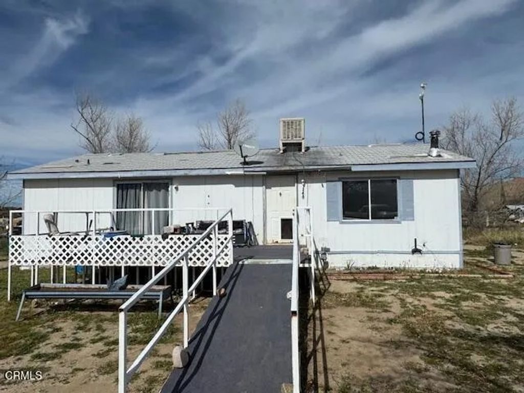 Photo of 140 San Emidio Drive, Cuyama, CA 93254 (MLS # V1-35142)