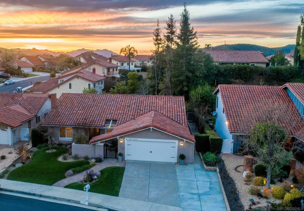 Photo of 5765 Carell Avenue, Agoura Hills, CA 91301 (MLS # 260002744)