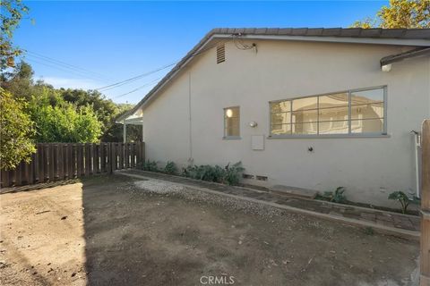 Photo of 1700 Highland Oaks Dr, Arcadia, CA 91006 (MLS # PF25251966)