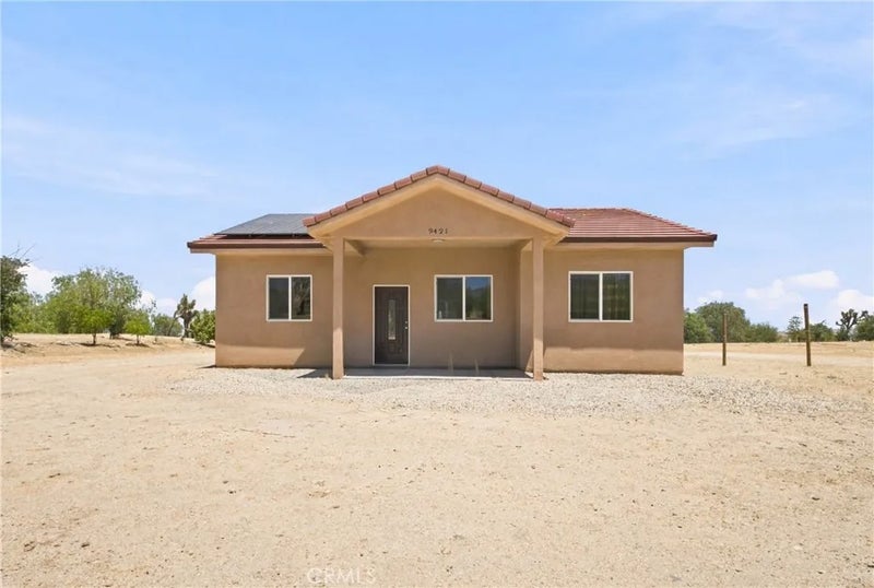 9421 Fort Tejon