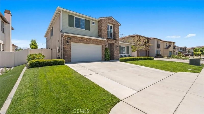 10951 Golden Rod Street