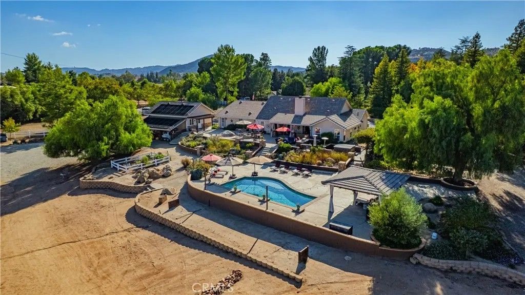 Photo of 19315 Avenida Cordoba, Murrieta, CA 92562 (MLS # SW26005013)